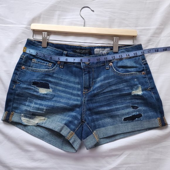 Aeropostale MIDI Distressed Jean Shorts NWOT - Picture 3 of 7